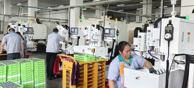 提高小孔自动钻孔机使用寿命的方